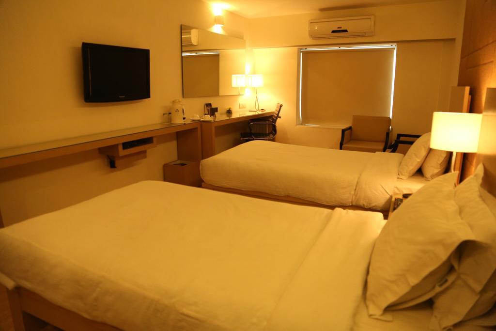 Hotel President Деградун Номер фото